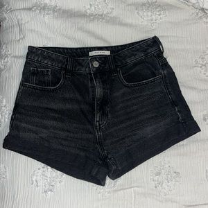 Black pacsun jean shorts in a size 26
